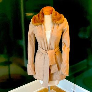 Tracey Rese Merino Wool long sleeved removable faux fur sweater.